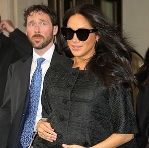 Le Specs Air Heart Meghan Markle Sold Out Black